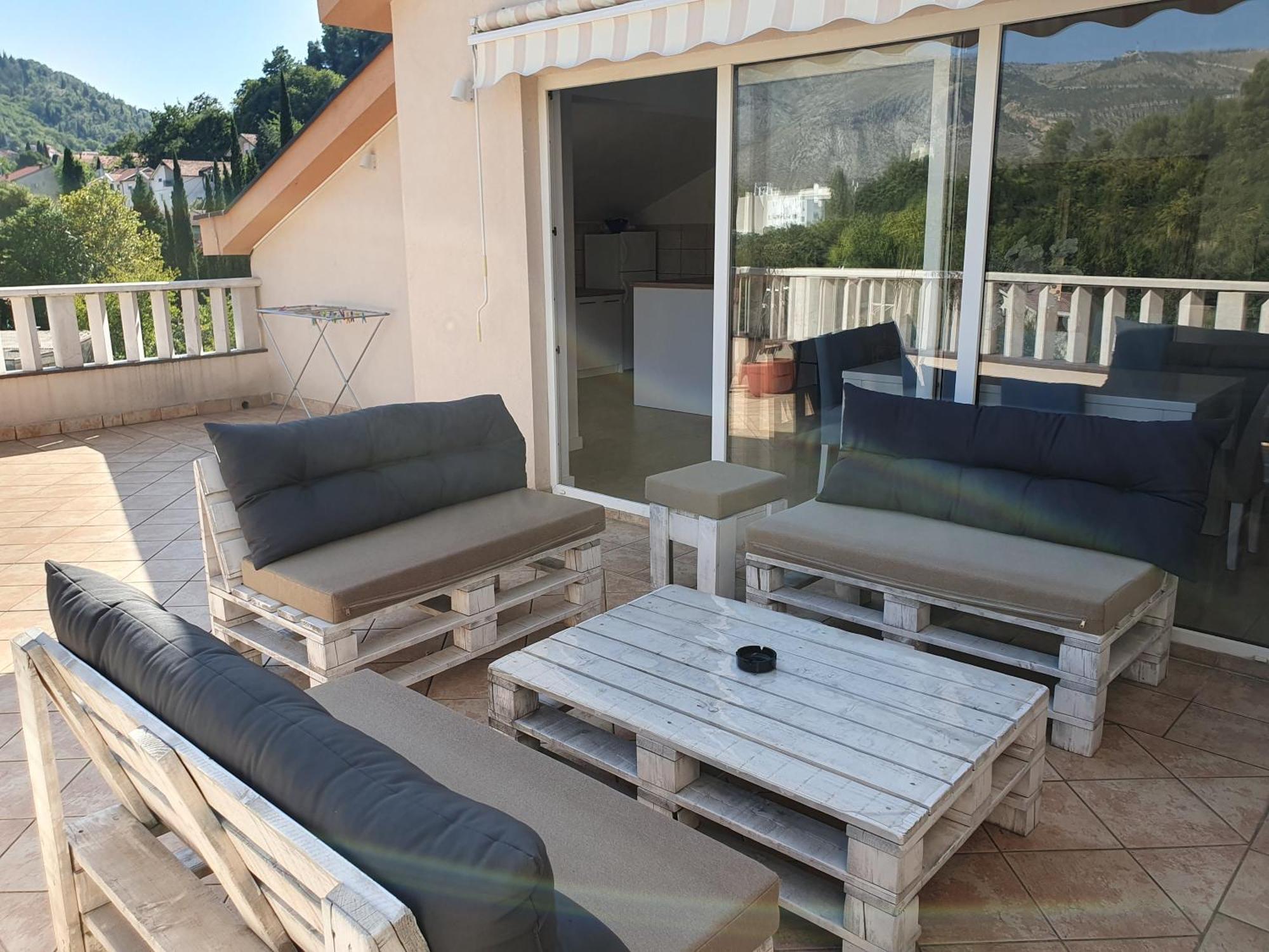 Apartment Faraon Free Private Parking Mostar Exterior photo